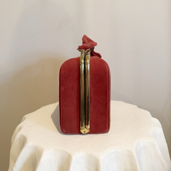 Vintage needlepoint, mid century box purse - Picture 2 of 7